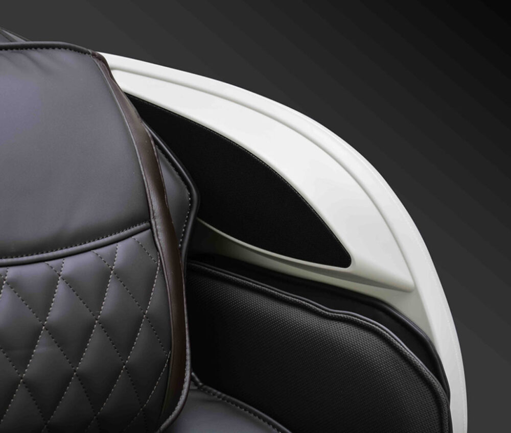 CZ-711-massage-chair-14.jpg CZ-711-massage-chair-14.jpg