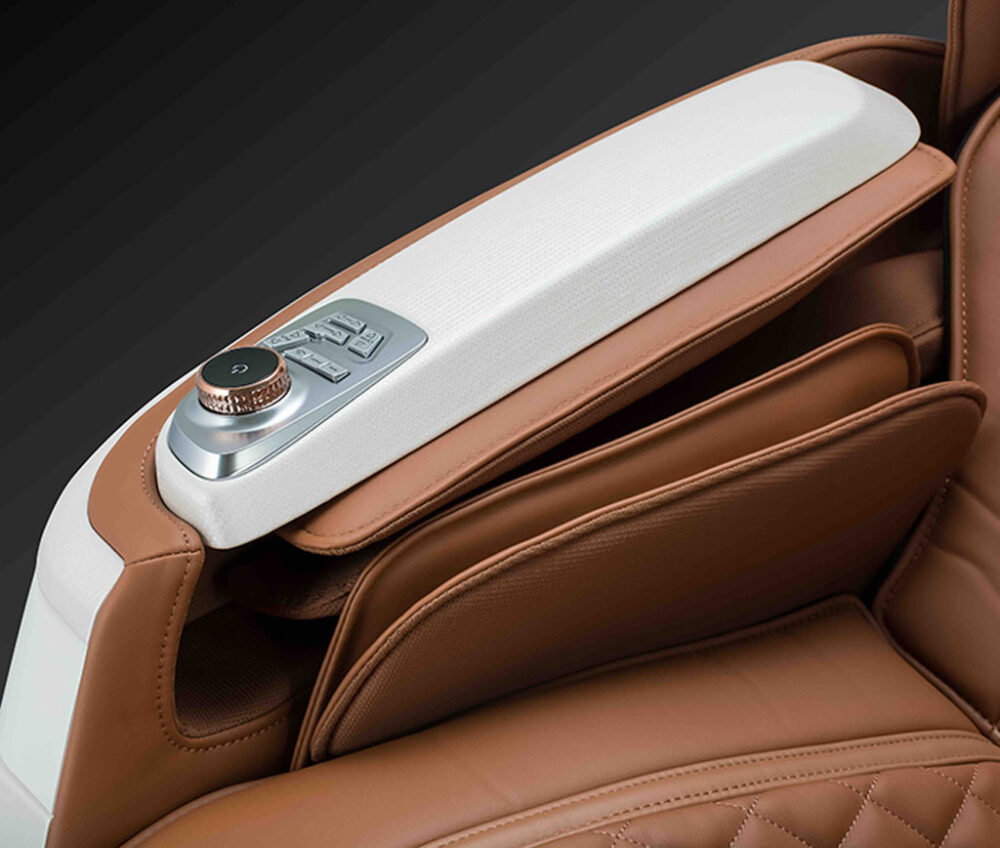 CZ-711-massage-chair-6.jpg CZ-711-massage-chair-6.jpg