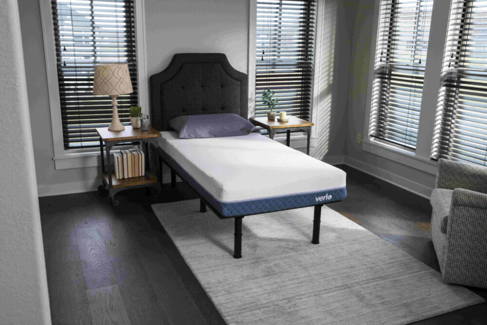 v1 Hybrid & Foam v1 Hybrid & Foam