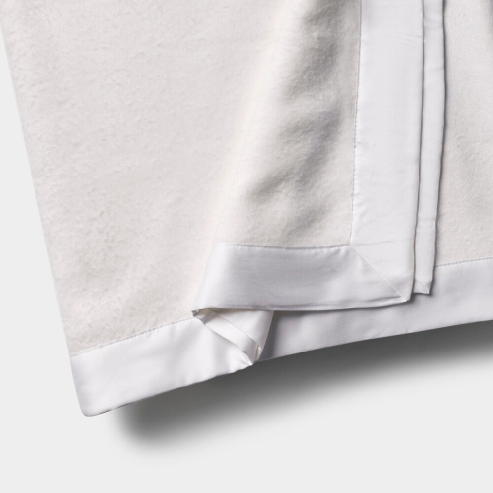 Cozy Earth Bamboo Blanket Cozy Earth Bamboo Blanket