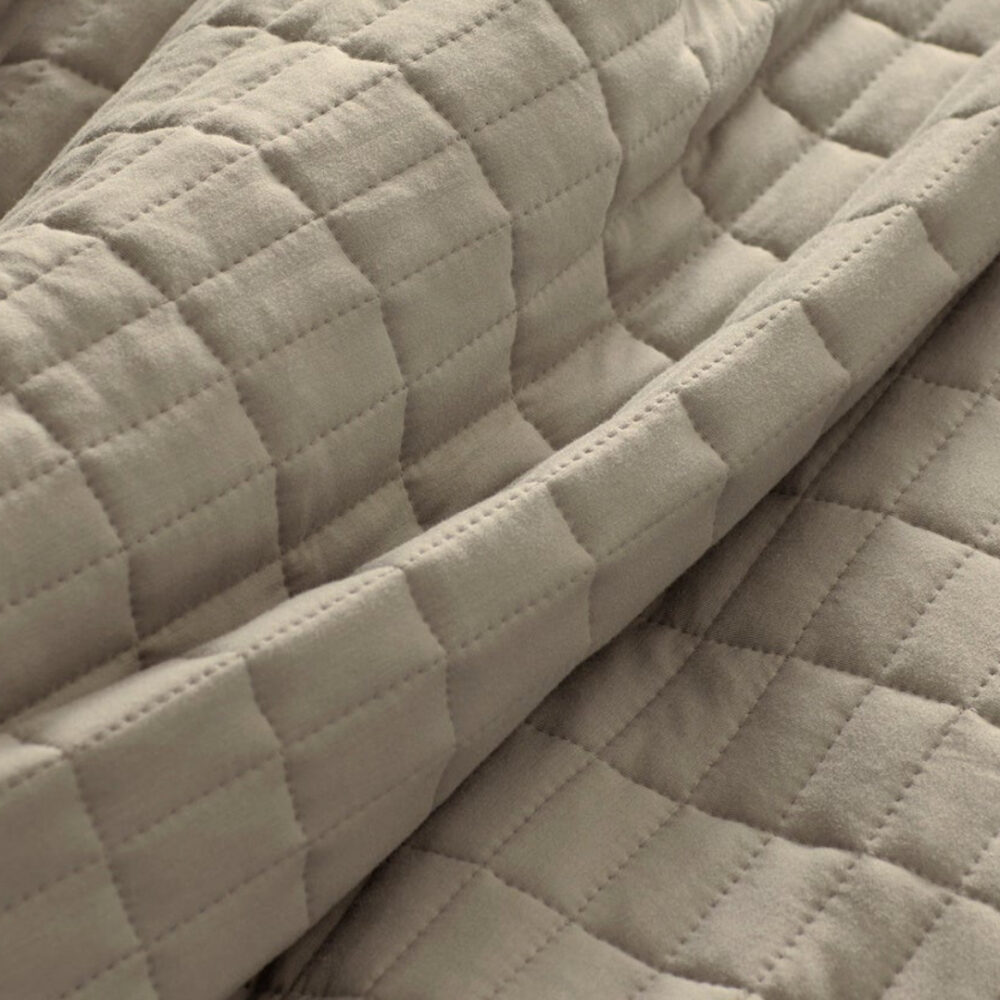 Cozy Earth Bamboo Jersey Quilt Cozy Earth Bamboo Jersey Quilt