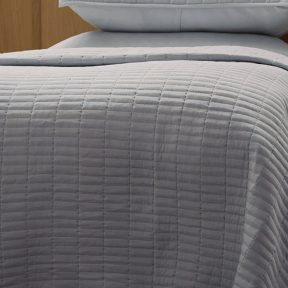 Cozy Earth Bamboo Jersey Quilt Cozy Earth Bamboo Jersey Quilt