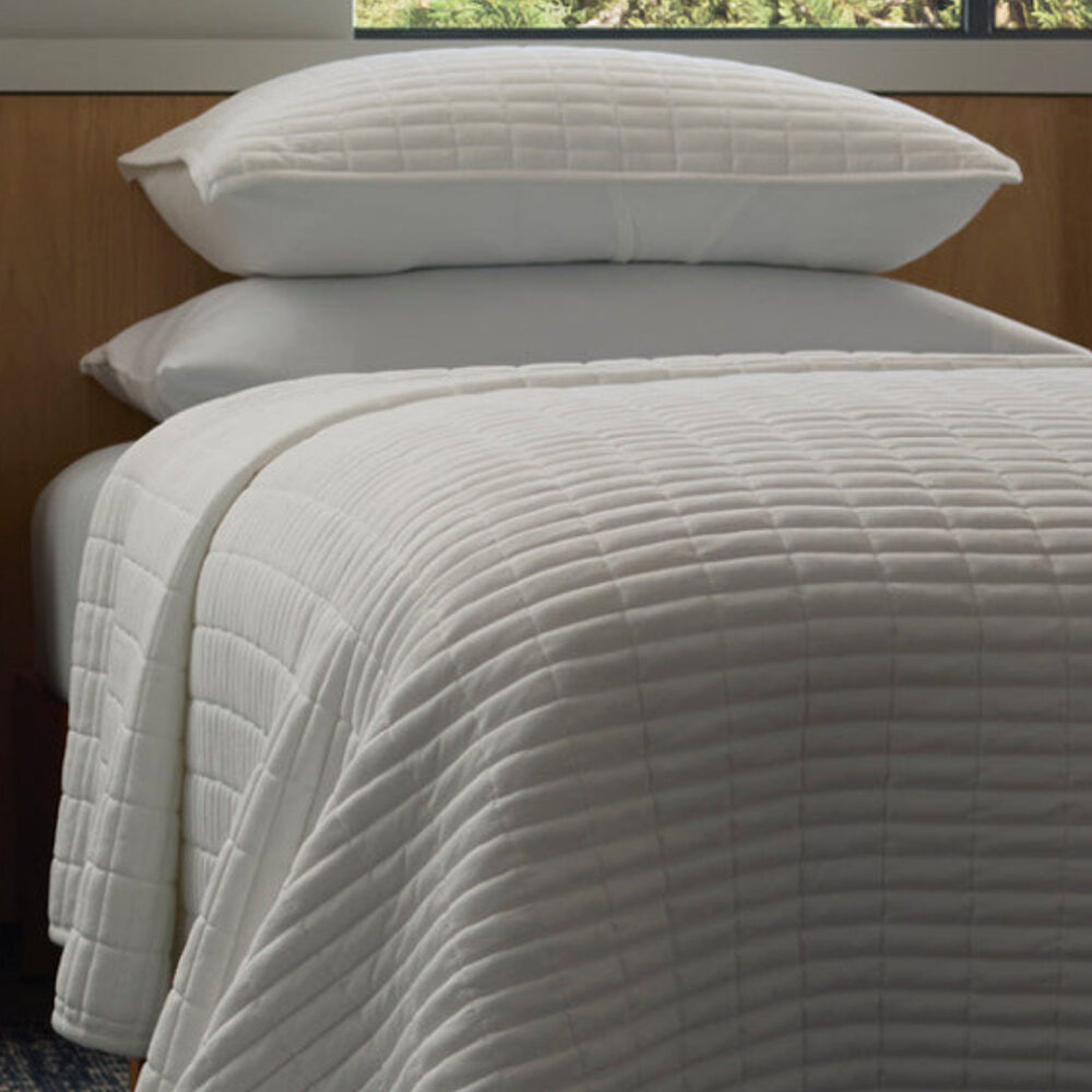 Cozy Earth Bamboo Jersey Quilt Cozy Earth Bamboo Jersey Quilt