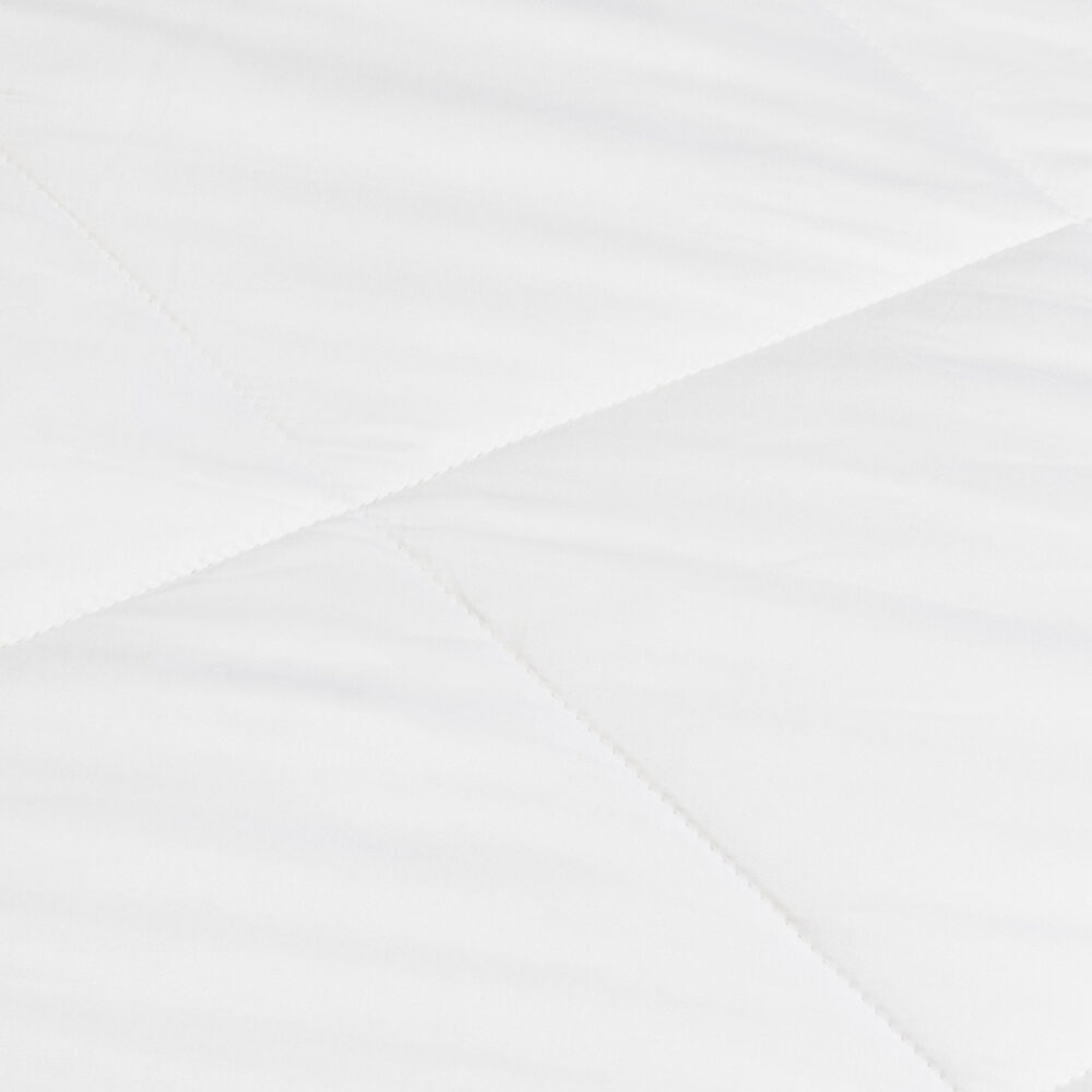 Cozy Earth Bamboo Comforter Extra Fill Cozy Earth Bamboo Comforter Extra Fill