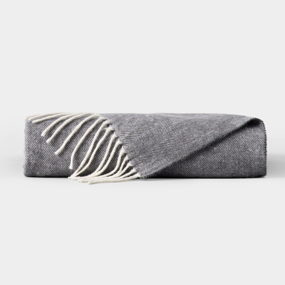 Cozy Earth Bamboo Herringbone Tassel Throw Cozy Earth Bamboo Herringbone Tassel Throw