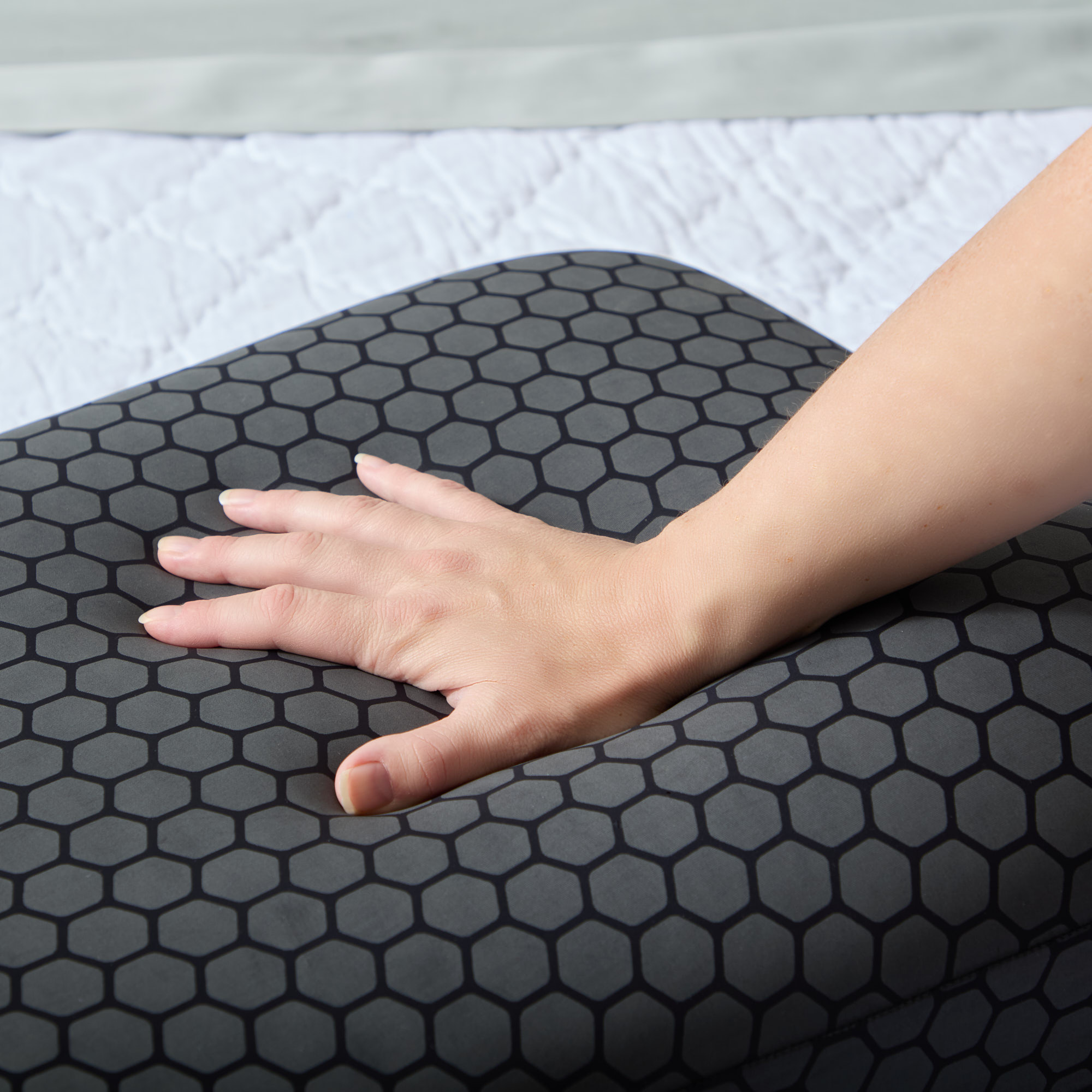 Malouf Hexcurve OmniPhase Pillow Malouf Hexcurve OmniPhase Pillow