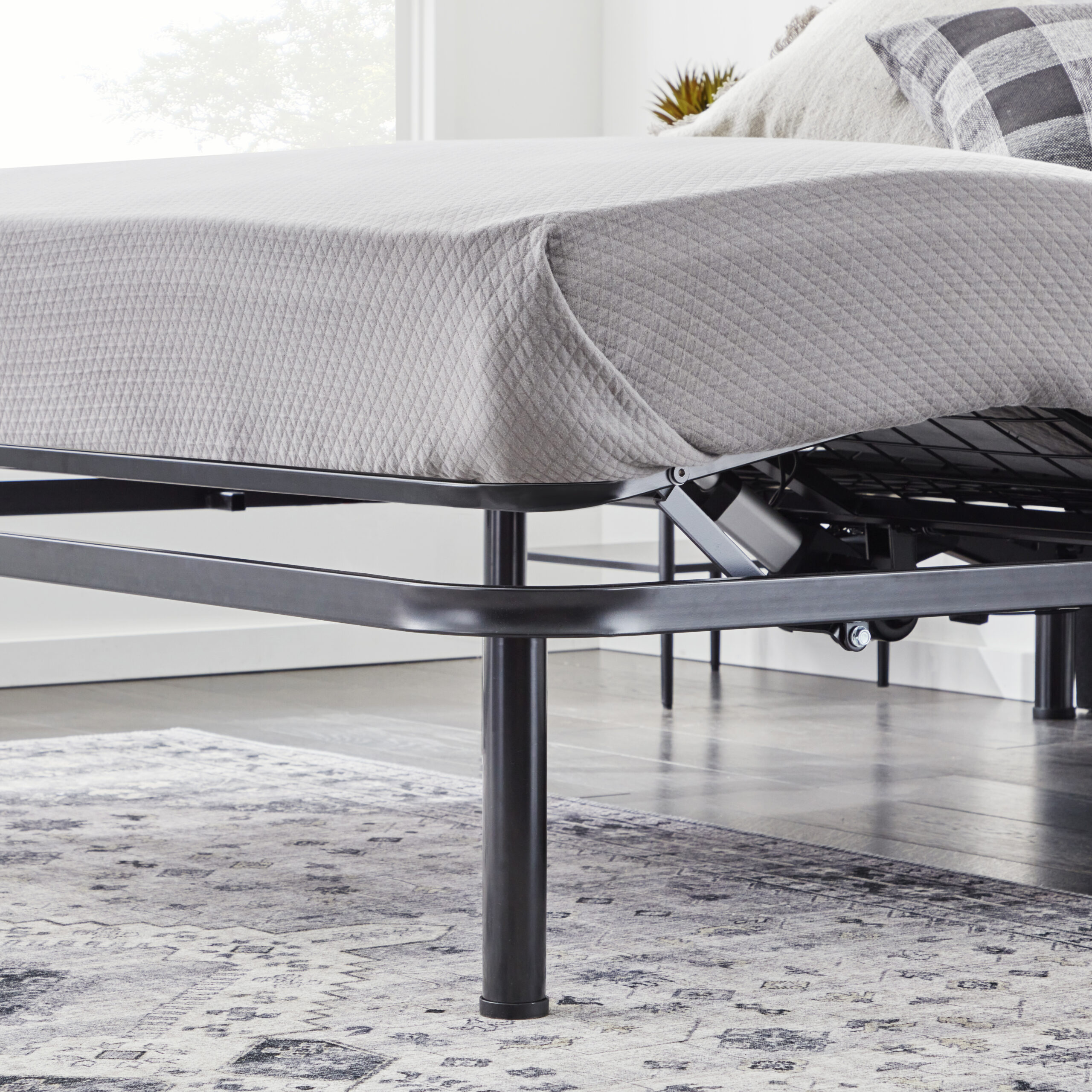 Malouf Weekender N150 Adjustable Foundation Malouf Weekender N150 Adjustable Foundation